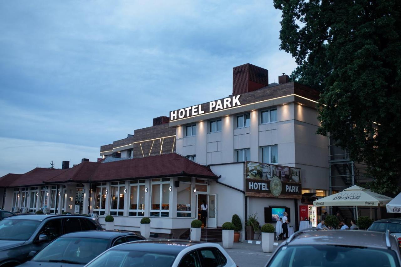 Hotel Park Srebrenik Buitenkant foto