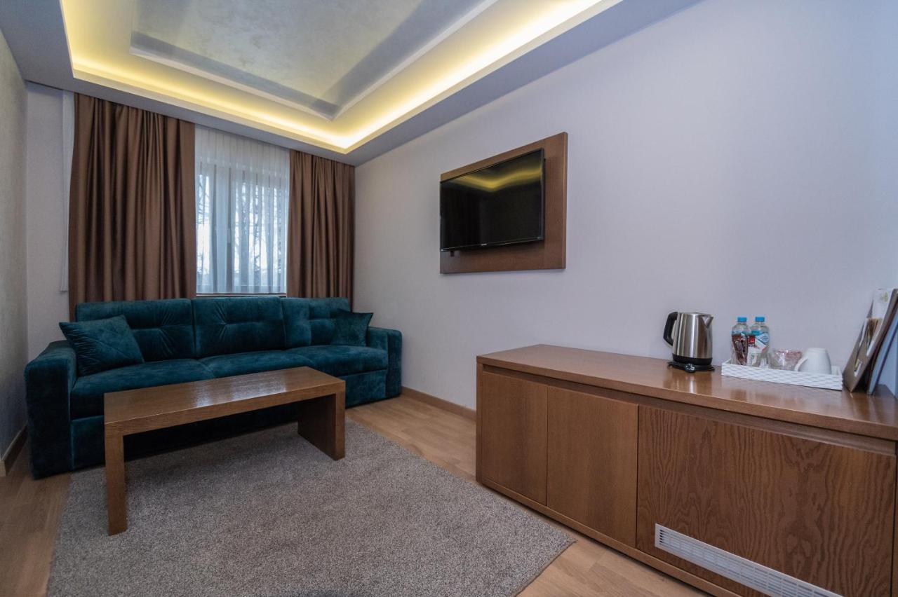 Hotel Park Srebrenik Buitenkant foto